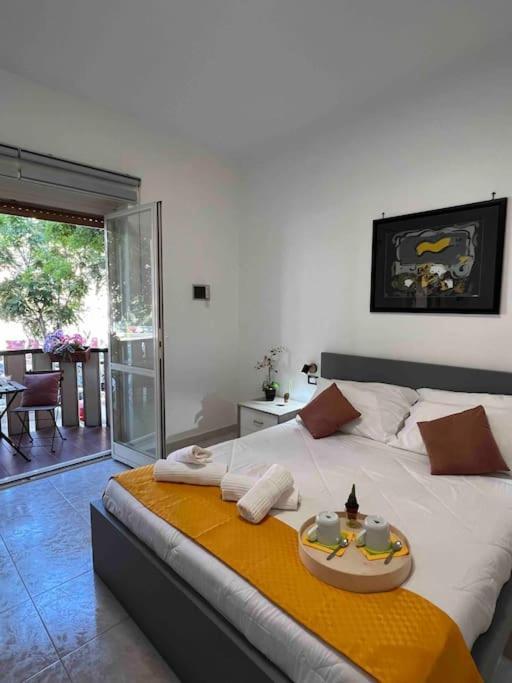 3 Fermate Dal Colosseo - Casa Vacanze Elena - 50 M Da Metro Garbatella โรม ภายนอก รูปภาพ